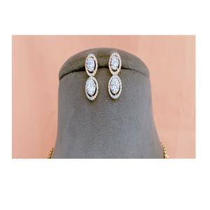 ชุดสร้อยคอทองเหลืองชุบทองประดับเพชรซิร์คอนคุณภาพพรีเมียม ดีไซน์หรูหรา พร้อมต่างหู เหมาะสำหรับงานแต่งงาน ของขวัญสำหรับผู้หญิง - Product Image 2