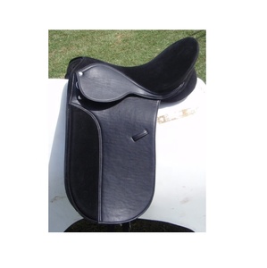 Sillín de doma inteligente de calidad superior Diseño sintético inglés Árbol de plástico ligero Asiento cómodo en color negro marrón - Product Image 1