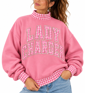 Sudadera rosa de mujer con hombros caídos, forro polar, cuello redondo, estampado de letras 'Lady Charger' y puños y cuello a cuadros - Product Image 5