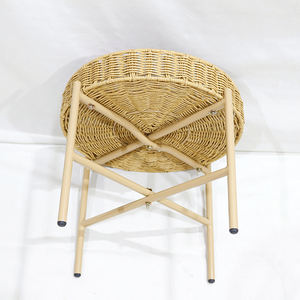 Mesa Auxiliar Redonda Moderna de Poliratán con Patas Metálicas en Forma de X y Borde Superior Tejido - Product Image 3