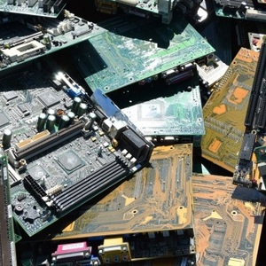 Processed motherboard scraps - Product Image 1