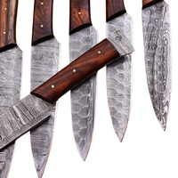 Premium handgemaakte Damascus stalen koksmessenset met walnoot houten handvatten, gekarteld lemmet, zesdelig, voor thuiskeuken koken