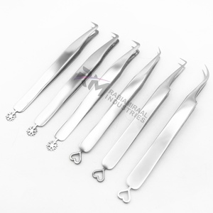 Ensemble de pinces à cils en acier inoxydable de précision RMI Heart Bottom Design, pointe lisse pour extensions de cils - Product Image 4