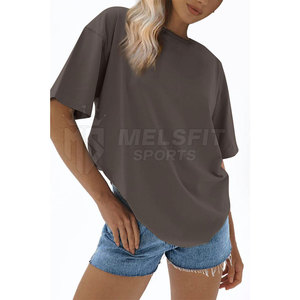 T-shirts pour femmes élégants et surdimensionnés, été, tissu tricoté uni léger et respirant, coupe classique pour un style streetwear décontracté - Product Image 3