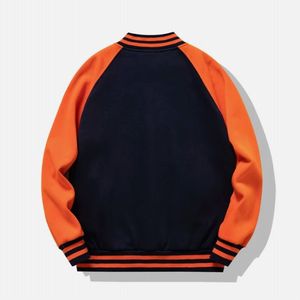 Veste universitaire à capuche unie pour homme, style streetwear, avec broderie ou impression de logo personnalisé sur le devant, fabricant OEM/ODM en gros - Product Image 2