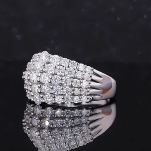 Bague Éternité pour Femme en Argent 925 Plaqué Rhodium avec Diamants Ronds Naturels Sertis Pavé, Style Glamour pour Mariage et Fiançailles - Product Image 4