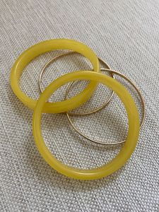 Bijoux en résine, bracelets en résine colorés, bracelets en résine transparente, bracelets en résine florale, bracelets en résine avec fleurs séchées - Product Image 6