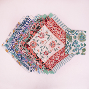 Pañuelo Cuadrado de Alta Calidad 100% Algodón Transpirable y Ecológico con Estampado Floral, para el Cuello o el Cabello, Accesorio Tradicional para el Cabello - Product Image 4
