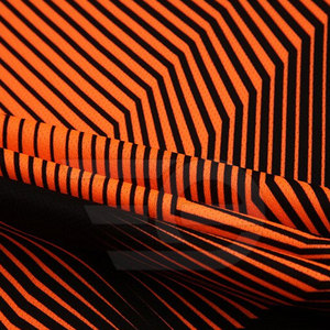 ชุดฟุตบอลทีมมืออาชีพ ชุดกีฬา ระบายอากาศ แห้งเร็ว สำหรับฝึกซ้อมและแข่งขัน - Product Image 4