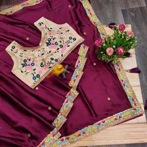 Elegante Sari Tradicional Chino con Bordado de Lentejuelas, Trabajo con Hilos y Detalles de Dori - Product Image 2