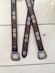 เข็มขัดหนังสไตล์ตะวันตกสไตล์โบฮีเมียนพิมพ์ลายดอกไม้สไตล์วินเทจ - Product Image 2