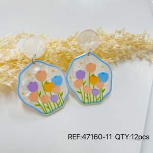 Orecchini con disegni floreali e perline trasparenti pendenti per accessori da donna, 12 pezzi - Product Image 1