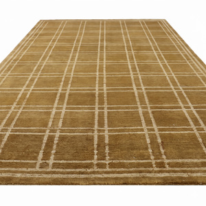 Tapis en laine beige taupe à carreaux écologique antidérapant, motif géométrique linéaire minimaliste pour salon, chambre et hôtel - Product Image 2