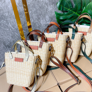 Sacs à main en paille de créateur pour femmes, sacs en paille, sacs à main pour femmes avec design mini fourre-tout compact, sac à main tissé en paille - Product Image 2