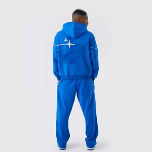 Conjunto Deportivo Personalizado para Hombre, Sudadera de Algodón con Pantalones Apilados y Forro Blanco, Logotipo Serigrafiado, para la Temporada de Invierno - Product Image 4