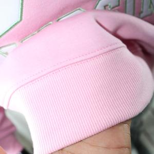 Sweat-shirt rose IOWA NURSING à col montant, 100% blanc, broderie appliquée, col large, URBAN PRODUCTIONS - Product Image 4