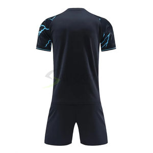 Uniformes de Fútbol al Por Mayor, 100% Poliéster, Ligeros, Camiseta de Manga Corta, Pantalones Cortos, Transpirables, Secado Rápido, para Verano - Product Image 3
