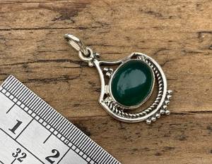 NIKHIL GEMS Collier en argent sterling avec onyx vert, pendentif goutte d'eau d'inspiration vintage, style bohème, bijoux faits main en pierres précieuses, tiers - Product Image 4