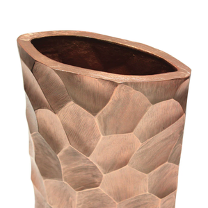 Florero con acabado antiguo de cobre y metal de aluminio moderno hecho a mano, diseño único para sostener flores decorativas en la sala de estar - Product Image 3