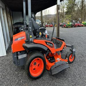 Tracteur agricole Kubota 4x4 d'occasion avec moteur, boîte de vitesses, pompe et surveillance à distance pour l'agriculture - Product Image 3