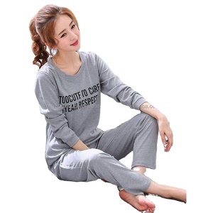 Conjunto de pijama de 2 piezas para mujer, ropa de dormir con bolsillo - Product Image 2