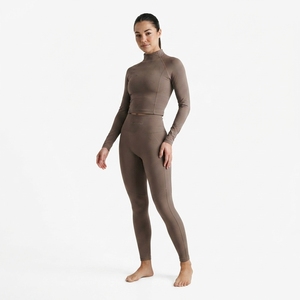 Conjunto Deportivo de Dos Piezas para Mujer, Top Corto de Manga Larga con Cuello Alto y Leggings de Cintura Alta, Ropa Deportiva sin Costuras - Product Image 1