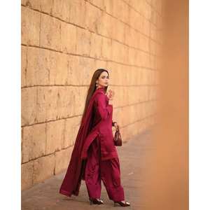 Hermosa Ropa Tradicional Musulmana y Accesorios, Conjunto de Fiesta, Top, Pantalón y Dupatta - Product Image 5