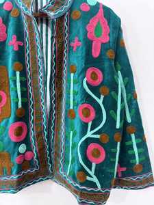 Veste courte d'hiver pour femme, style blazer, en velours brodé Suzani, faite main, avec motif symbolique, tendance et audacieuse - Product Image 5