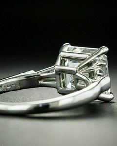 Bague de fiançailles solitaire de luxe en diamant de laboratoire taille Asscher avec placage rhodium et certification IGI pour femme, bijoux de mariage - Product Image 4
