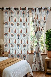 Cortinas de algodón premium estampadas a mano para una decoración elegante de ventanas de sala de estar y dormitorio, con diseño floral tradicional y estilo hogareño. - Product Image 5