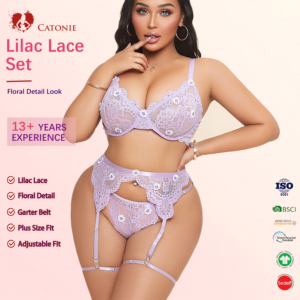Set di Lingerie <span class=keywords><strong>in</strong></span> Pizzo Plus Size 3 Pezzi: Reggiseno, Mutandine e <span class=keywords><strong>Reggicalze</strong></span> <span class=keywords><strong>in</strong></span> Viola Chiaro - Product Image 1