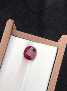 พลอยโกเมนสีแดงธรรมชาติ 2.95 กะรัต แท้ สีแดงเข้ม คุณภาพสูง สำหรับทำเครื่องประดับ ขายส่ง - Product Image 2