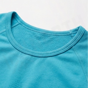 ชุดเลกกิ้งโยคะเอวสูงสำหรับผู้หญิง กางเกงออกกำลังกายแบบรัดรูปยกกระชับสะโพกไร้ตะเข็บ ชุดออกกำลังกายฟิตเนส - Product Image 4