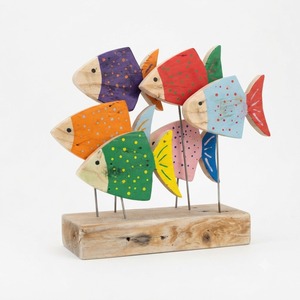Juego de Esculturas de Peces de Madera Hechas a Mano, Coloridas, Artísticas, Decorativas, con Base para Exhibición - Product Image 1