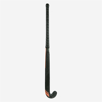 Bâton de hockey sur gazon Red Mark Sports RMS-FHS-00090 offrant une adhérence supérieure, un contrôle optimal, une sensation légère et une durabilité exceptionnelle