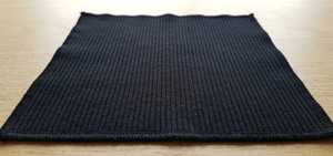 Tissu en maille côtelée 100% polyester, 200 GSM, 60 pouces, extensible dans les 4 sens, séchage rapide, tissu texturé en PET en rouleau pour vêtements - Product Image 5