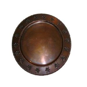 Plats et assiettes de service en métal faits à la main avec un design luxueux, créations Lavie du Rajasthan, compatibles lave-vaisselle et en stock - Product Image 5