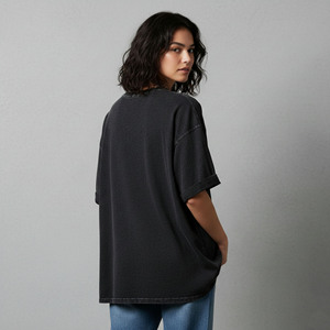 เสื้อยืดผู้หญิงคุณภาพสูง ผ้าฝ้าย 100% 220GSM เป็นมิตรกับสิ่งแวดล้อม น้ำหนักเบา ทรงปกติ สกรีนโลโก้ตามสั่ง แห้งเร็ว - Product Image 5