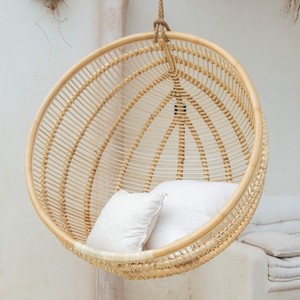 Sillas colgantes redondas para interiores y exteriores, silla colgante de ratán con forma de luna al precio más bajo. - Product Image 3