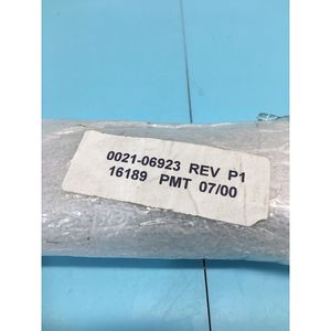 AMAT 0021-06923 แคลมป์, ฐาน, สายแก๊สแบบยืดหยุ่น DZ IHZ - อุปกรณ์และอะไหล่เซมิคอนดักเตอร์ระดับโลกที่เชื่อถือได้ - Product Image 1