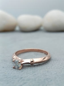 Anillo de compromiso clásico certificado para mujer, con diamante VVS cultivado en laboratorio, oro de 14k/18k, engaste de púas certificado - Product Image 2