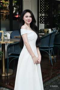 Vestido elegante con hombros descubiertos para mujer, vestido midi con detalle de tirantes en el cuello, vestido femenino elegante de estilo coreano - Product Image 4