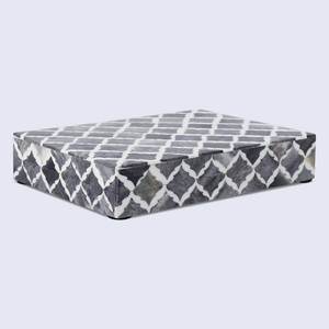 Caja de Joyería de Madera Rectangular Grabada Azul y Blanca SOFIYA CRAFT con Tapa con Cerradura y Llave, Estilo Moderno para Guardar Objetos en Acción de Gracias - Product Image 3