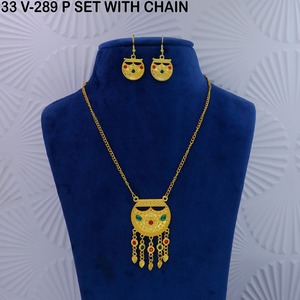 Hermoso conjunto de collar con colgante Jhalar chapado en oro, estilo étnico, conjunto de joyería de aleación de oro, collar con cadena para mujer, joyería de moda. - Product Image 5