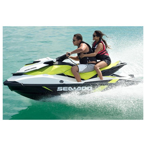 Jet ski avec moteur puissant pour des courses à grande vitesse et des aventures aquatiques palpitantes - Product Image 4