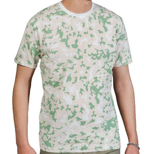 T-shirt léger et respirant pour homme avec finition lisse, idéal pour le confort quotidien et les activités de plein air - Product Image 1