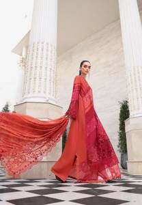 Ensemble Kurta Rouge Brodé Longueur Ras du Sol pour Femme – Tenue Traditionnelle Indienne et Pakistanaise pour Mariage et Fête – Robe Ample en Rayonne - Product Image 2