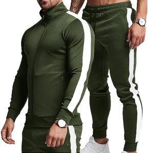 Ensemble de survêtement en molleton de qualité export pour hommes, destiné aux marchés de vente en gros de vêtements - Product Image 1