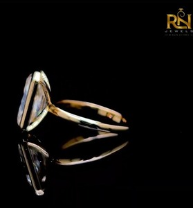 Bague solitaire en or massif avec diamant de laboratoire taille radiant 2 carats, sertie clos, pour fiançailles, bijoux fins modernes |   Bagues en diamant en gros - Product Image 4