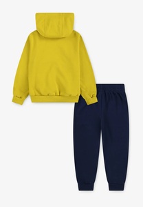 Conjunto Deportivo Escolar de Diseño Personalizado, Cómodo para Primavera y Otoño, Uniforme Escolar Resistente, Conjunto Atlético para Estudiantes - Product Image 6